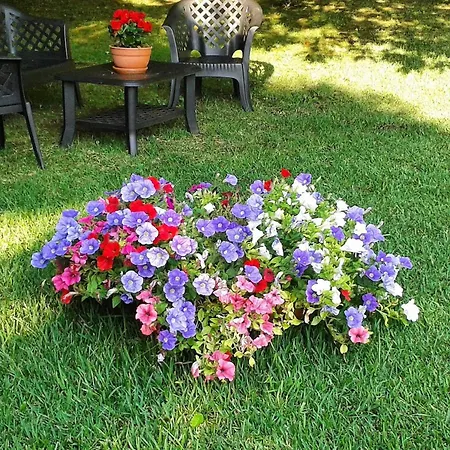 Nyaraló Extensive Estate 10 Minutes From Bayona And Beaches *