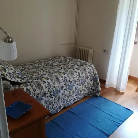 Nyaraló Extensive Estate 10 Minutes From Bayona And Beaches