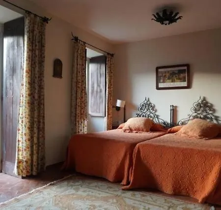 Extensive Estate 10 Minutes From Bayona And Beaches Nyaraló *