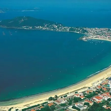 Extensive Estate 10 Minutes From Bayona And Beaches Nyaraló Sabaris